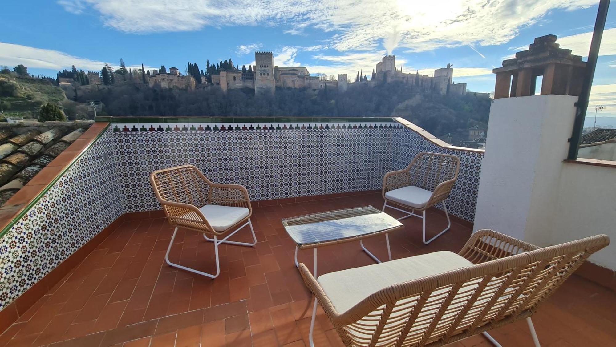 Zenit Mediterranean Suites By Florentia Homes Granada Exterior photo